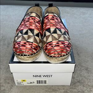 Nine West Espadrilles shoes w/black leatherette accents